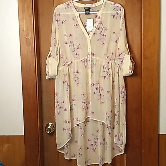 torrid Tops - Torrid Sheer Yellow With Pink Floral Design High Low Tunic Size 0